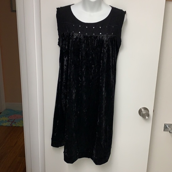 Mystree Black Velvet Sleeveless Shift Dress, Sz. M,  HP💐 - Picture 3 of 11